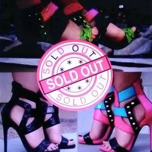 HOTTEST shoes of the season!